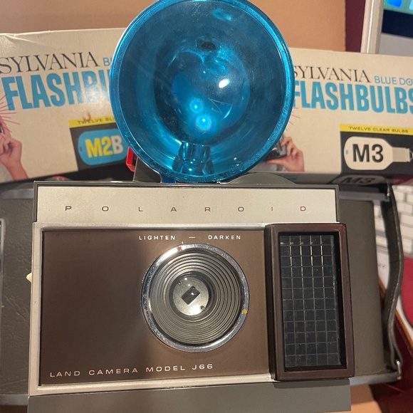 Vintage Polaroid Land Camera Model J66 with Case 1961-63 Untested #205359601921 - Picture 1 of 9